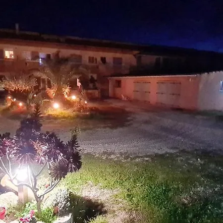 Confort A - 20 M² Avec Barbecue Et Terrasse Апартаменти *